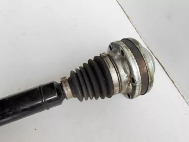 Полуось ШРУС (Шарнир равных угловых скоростей) 2