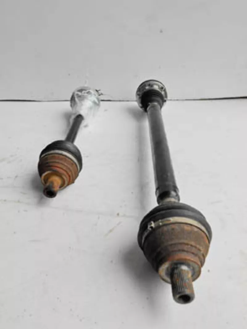 Полуось ШРУС (Шарнир равных угловых скоростей) 4