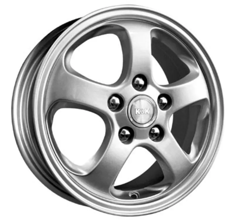 Легкосплавные диски с полным комплектом поставки