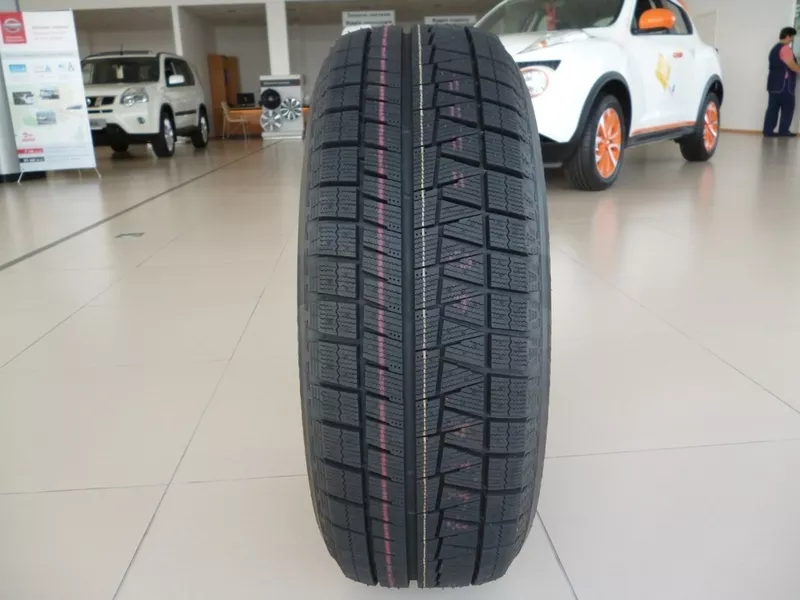 Автошины зимние новые 225/60R17 Blizzak Revo GZ 99S TL  Bridgestone 5