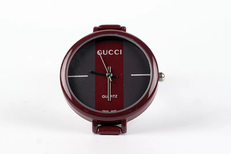 Часы женские GUCCI  