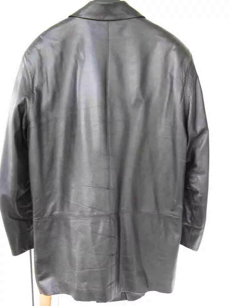 Кожаный пиджак мужской  р.52-54  3
