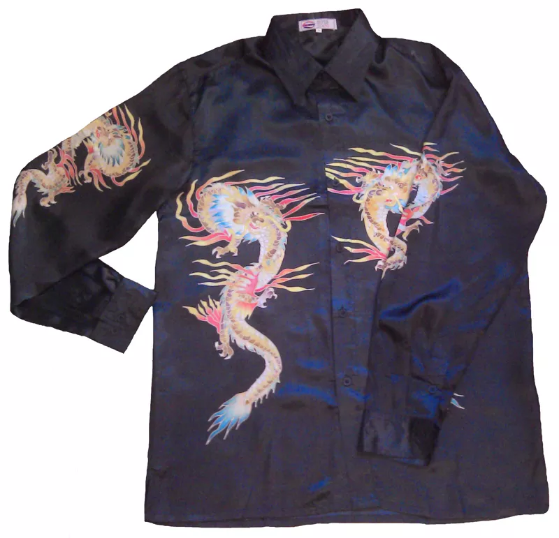 Продам эффектную мужскую рубашку с драконами