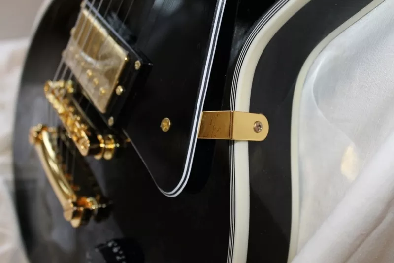 Электрогитара Gibson Les Paul Custom Ebony 3