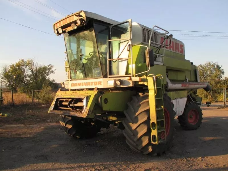 Комбайн CLAAS Dominator 108 MAXI + кукурузная кмс -6