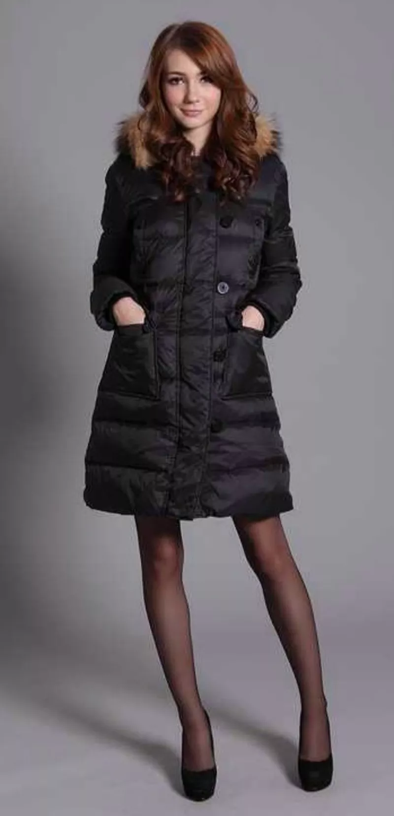 Женское пуховое пальто с капюшоном Moncler 2