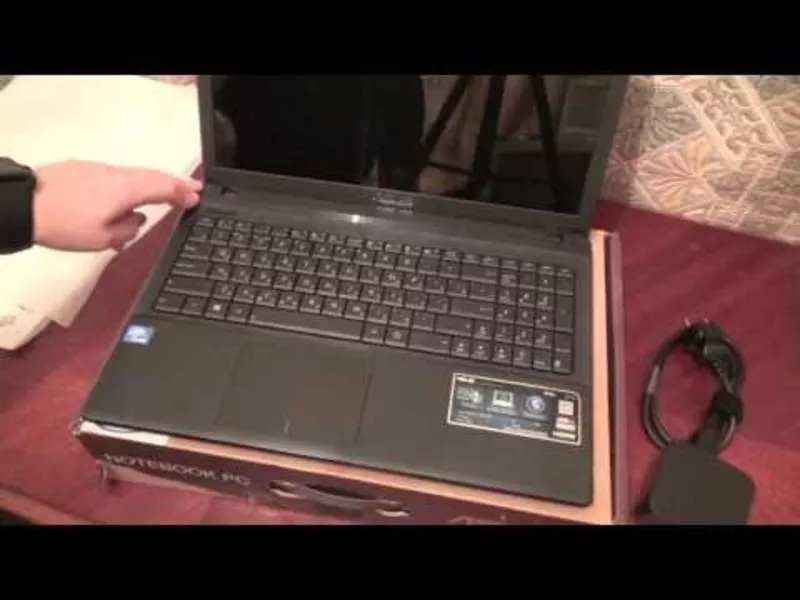 Продам нерабочий ноутбук Asus X55A на запчасти
