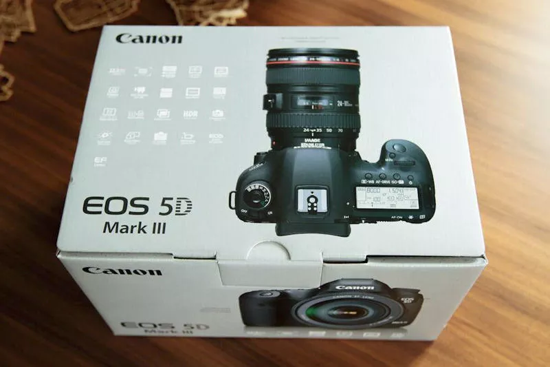 Canon eos 5d mark iii   kits