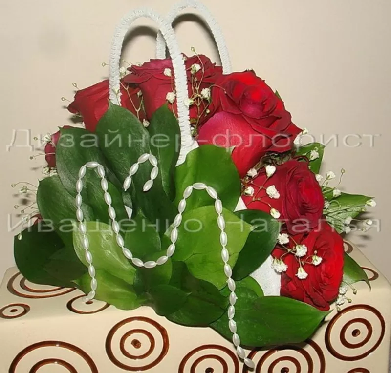 Букет-сумка из цветов 2