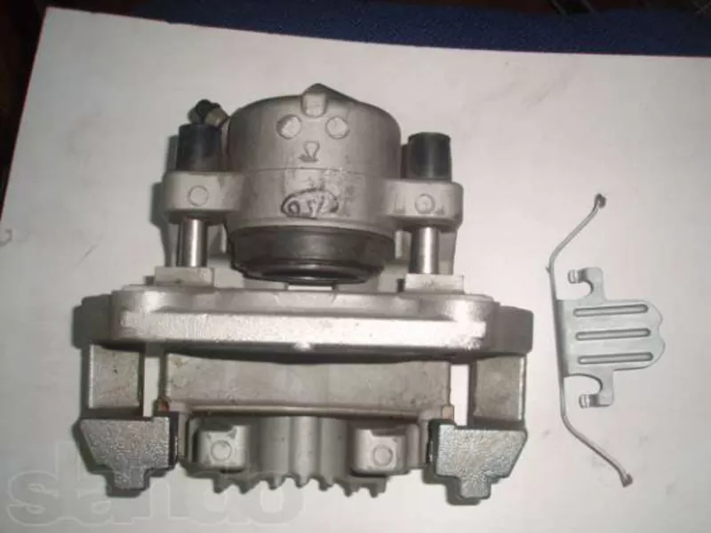 Тормозной суппорт на BMW e90, e91, e84, e89 