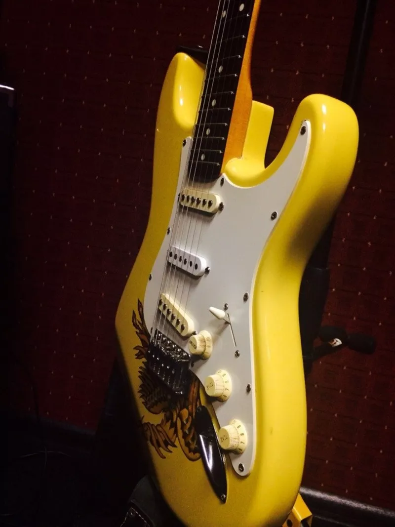 Fender Stratocaster / Japan / 1982 год 5