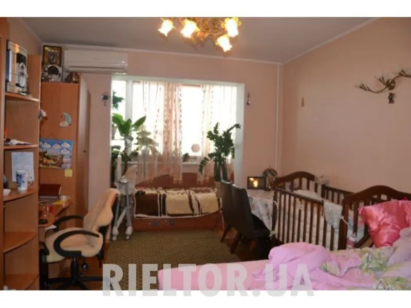 Продам 3-квартиру возле метро,  (хозяйка) 2