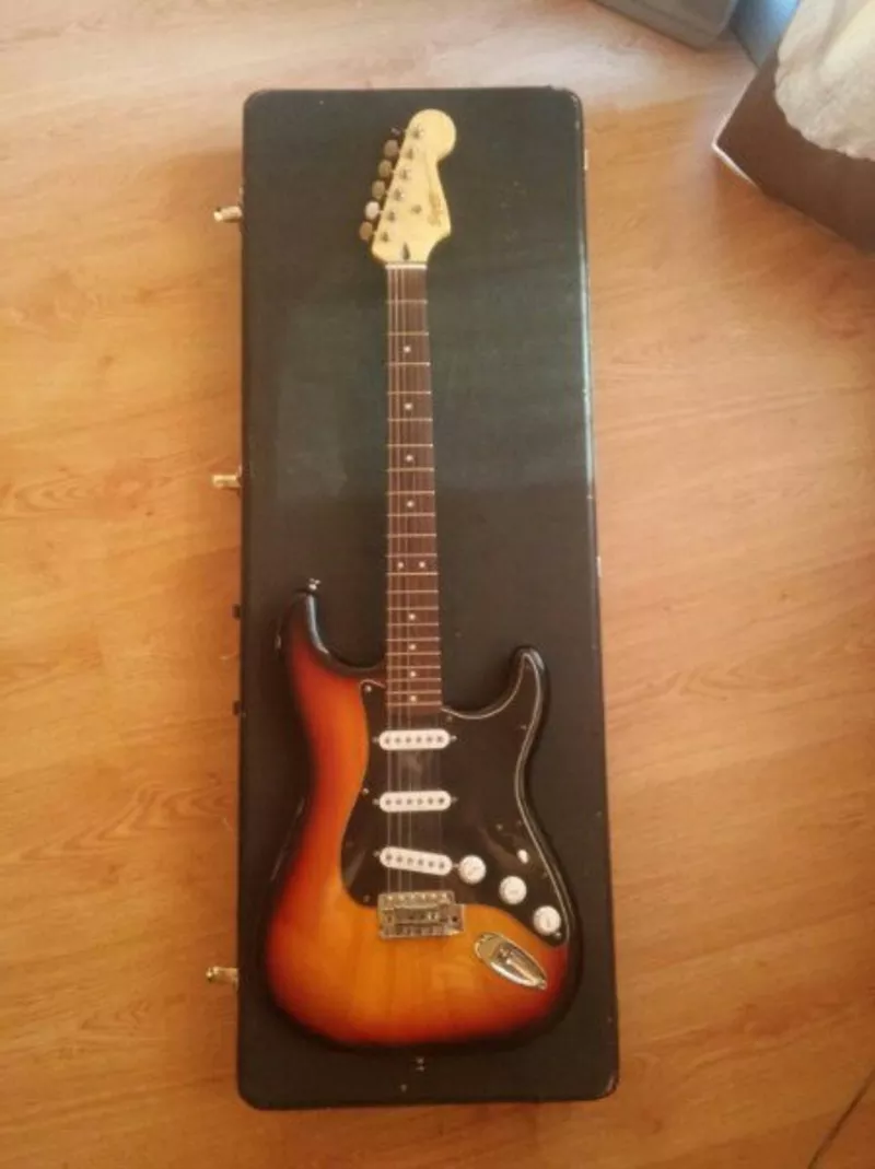 Набор гитариста Fender Squier Vintage Modified Strat RW 3SB+комб+проц 2