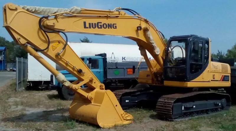 Экскаватор LiuGong CLG 922D