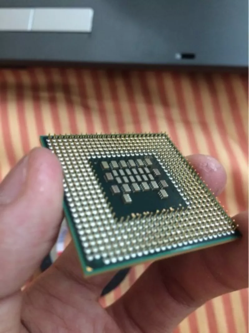 Процессор Intel Core2DuoProcessor T7200(4M Cache, 2.00GHz, 667MHzFSB).