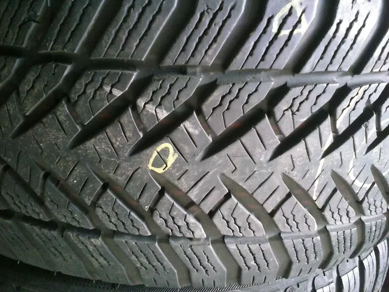 Продам 2 колеса GoodYear 225/50/17 2