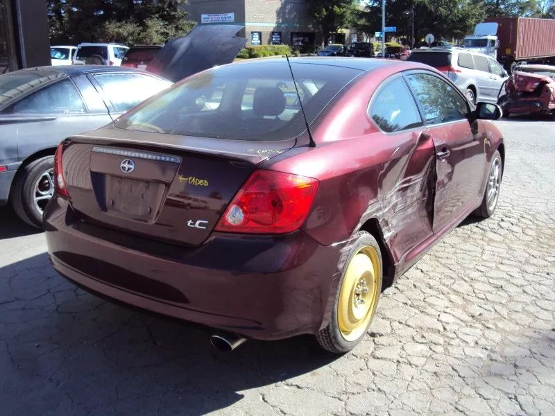 Разборка Scion tC 