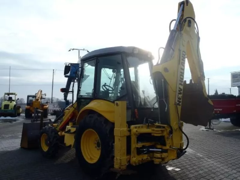 Экскаватор-погрузчик New Holland LB95B (аналог JCB 3CХ)