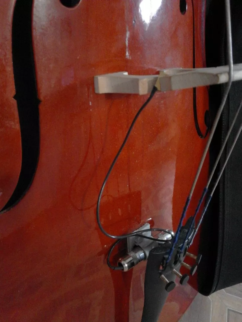 Продам виолончель Maxtone CVC100 4/4 со звукоснимателем Fishman C-100  10