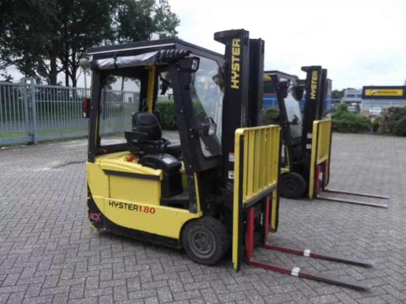 Продам электро погрузчик Hyster J1.80XMT 2