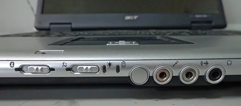 Симпатичный ноутбук Acer Aspire5100 (в отличном состоянии). 4