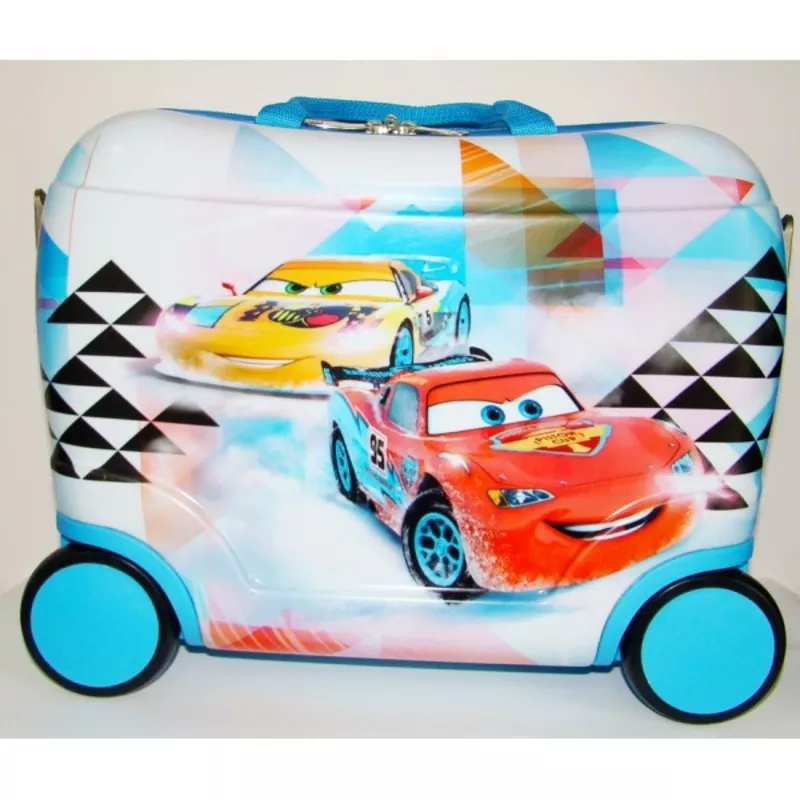 Яркие и красивые детские чемоданы для мальчиков и девочек 4