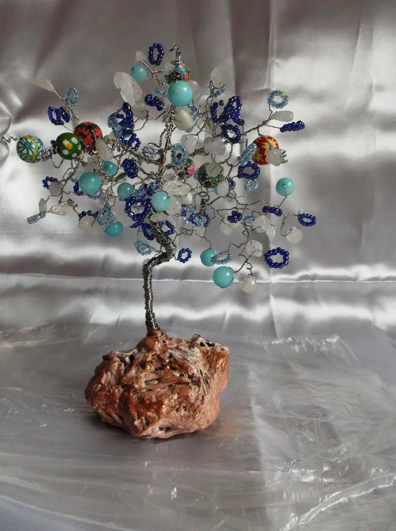Дерево декоративное с натуральных камней-аквамарин 2