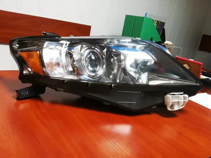 Фара на Lexus RX 350 Halogen