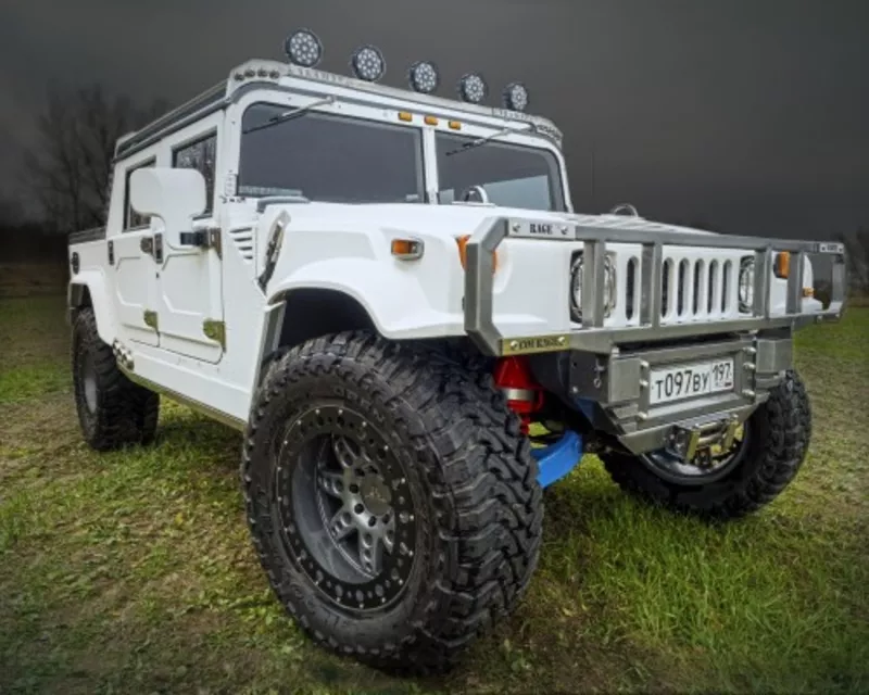 Продается тюнингованый белый Hummer H1 by Rams (300 000$)