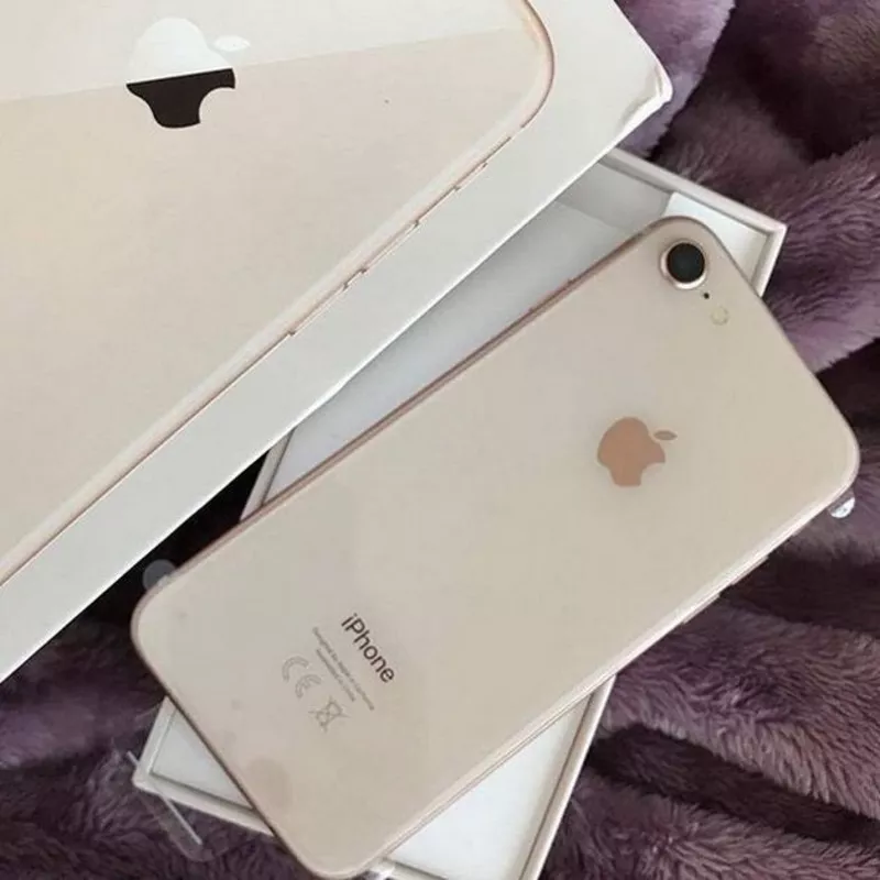 Новый iphone 8 256GB gold Американский 2