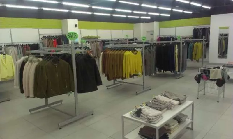 Продам торговое оборудование (стеллажи) для секонд хенда Seckond Hand