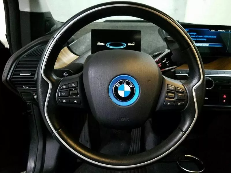 Современный электромобиль BMW i3 Tera 7