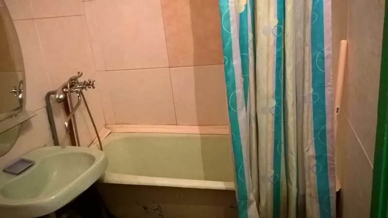 Посуточно,  почасово, Понедельно, 1к маленькая квартира  Троещина wi fi 5