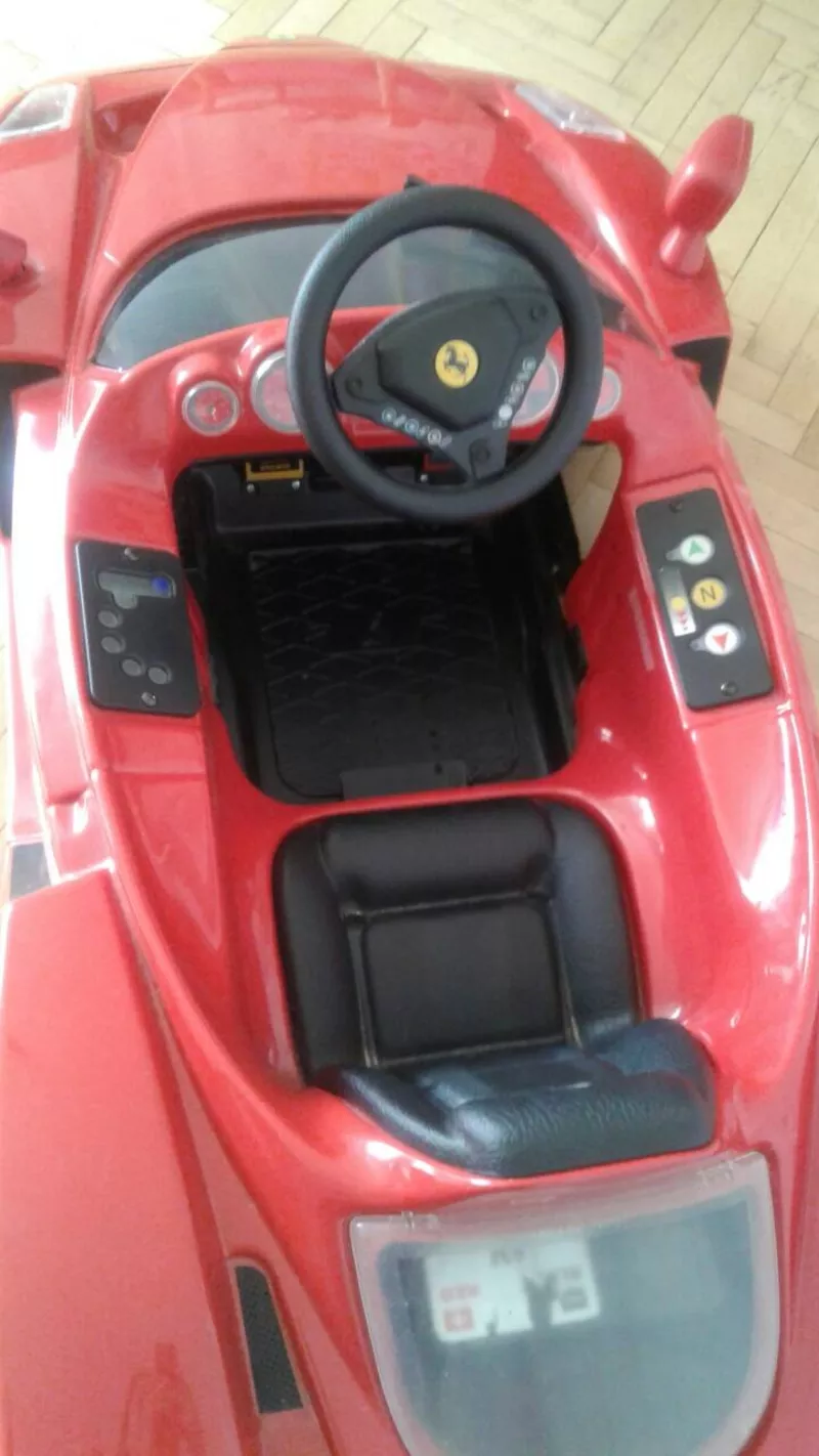 Электромобиль Ferrari 3