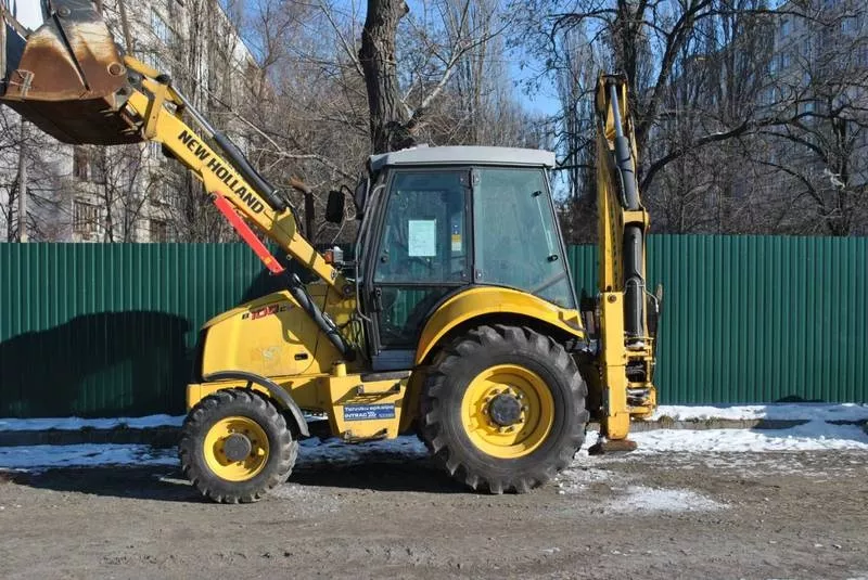 Экскаватор New Holland B100