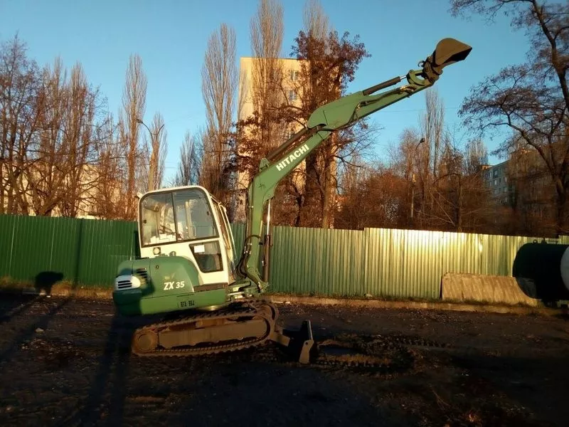 Мини Екскаватор Hitachi ZX35 3