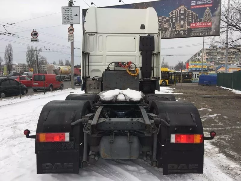 Седельный тягач DAF XF 105 460 4