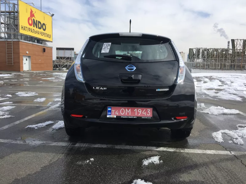 Продам Nissan Leaf в идеальном состоянии 5