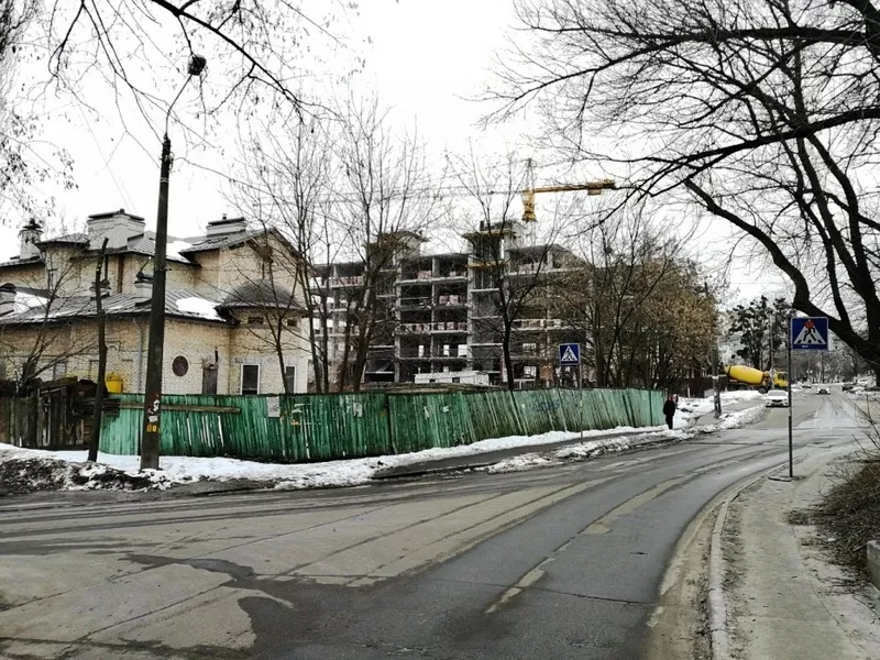 Земельный участок на фасаде 42 - сотки в центре Киева. 2
