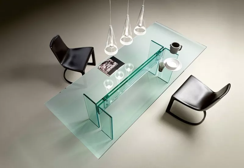 Итальянская мебель из стекла и стеклянные изделия: столы,  стулья 4