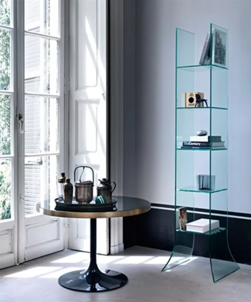 Итальянская мебель из стекла и стеклянные изделия: столы,  стулья 5