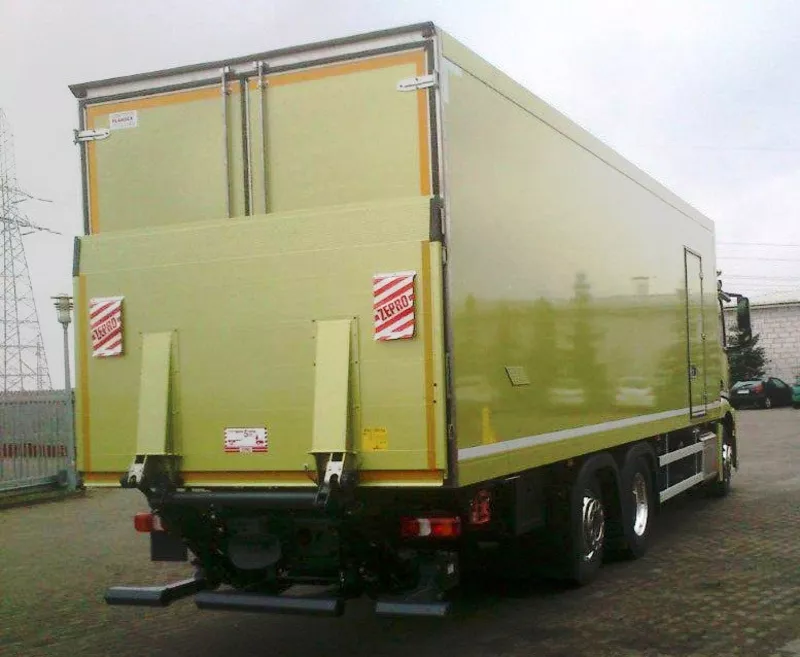 Гидроборт Zepro серии RZU-100 грузоподъемностью 1000 kg 