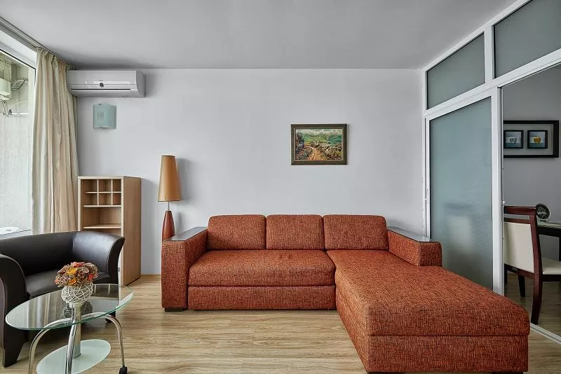 Собственник продает апартаменты в Болгарии 10