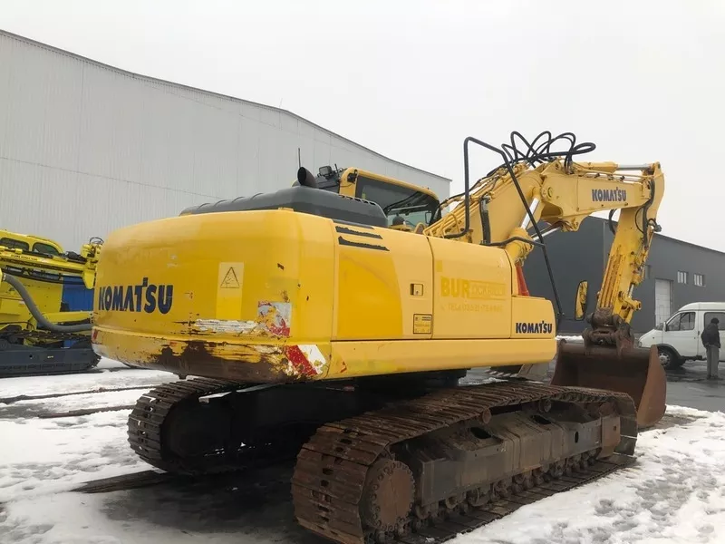 Гусеничный экскаватор Komatsu 2