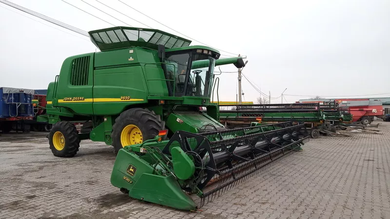 Комбайн JOHN DEERE 9650