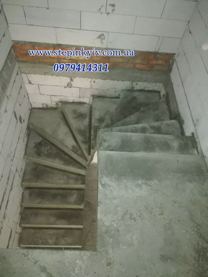 Лестницы из бетона (монолитные) 6