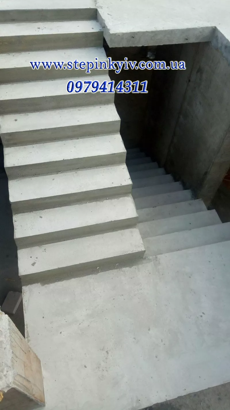 Лестницы из бетона (монолитные) 8