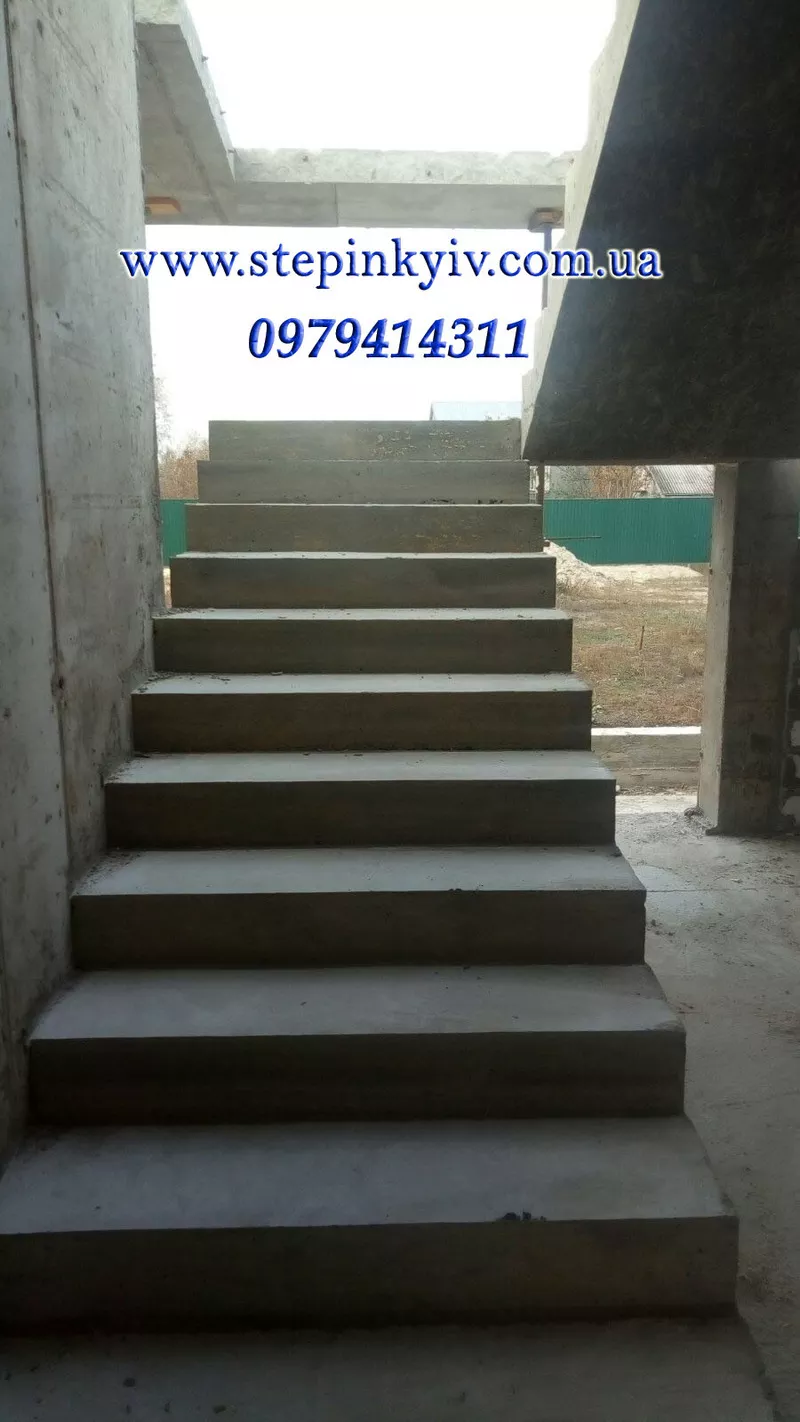 Лестницы из бетона (монолитные) 11