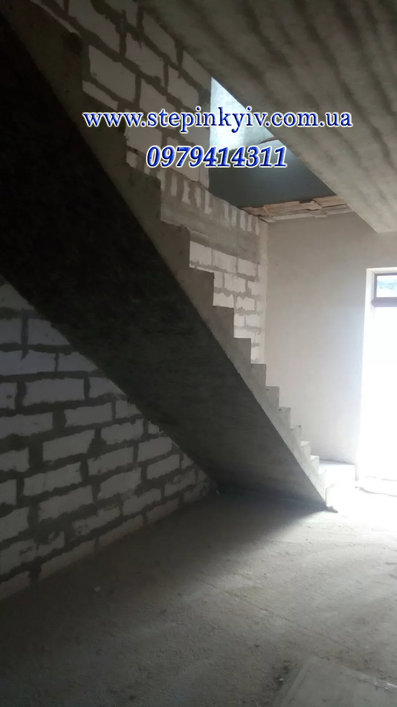 Лестницы из бетона (монолитные) 13