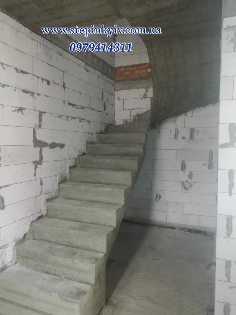Лестницы из бетона (монолитные) 14